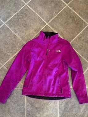 The North Face Women’s Magenta Floral Softshell Jacket